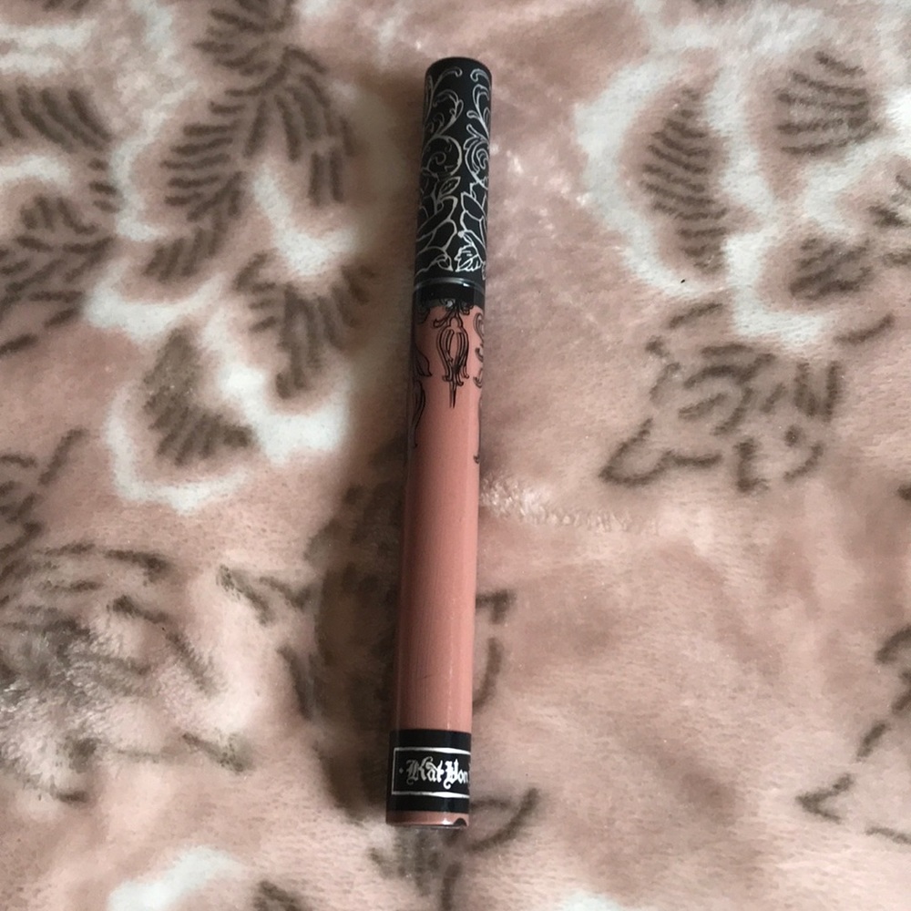 KVD Bow n Arrow liquid lipstick